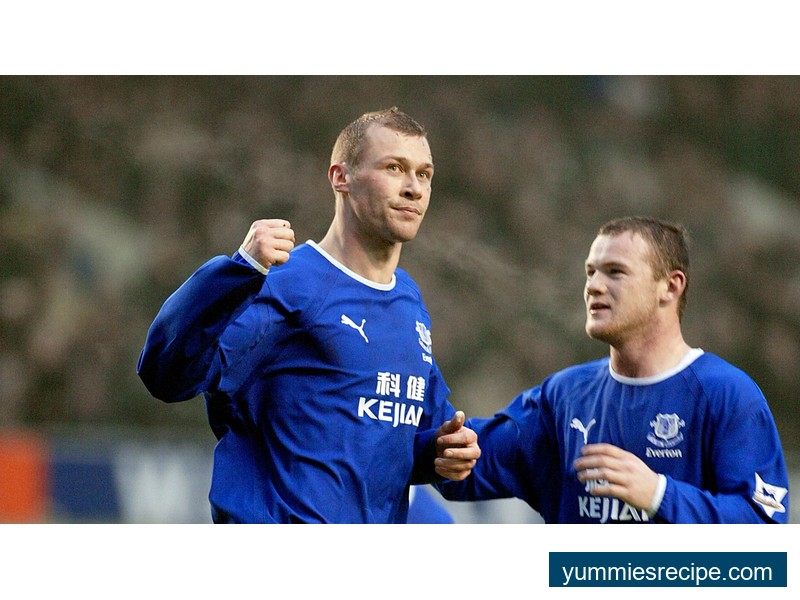 Rooney's Revelation: From Jailhouse Letters to Old Trafford Death Threats