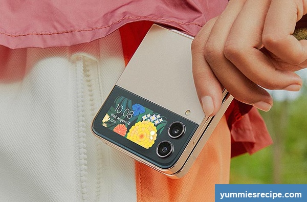 Samsung Galaxy Z Flip4